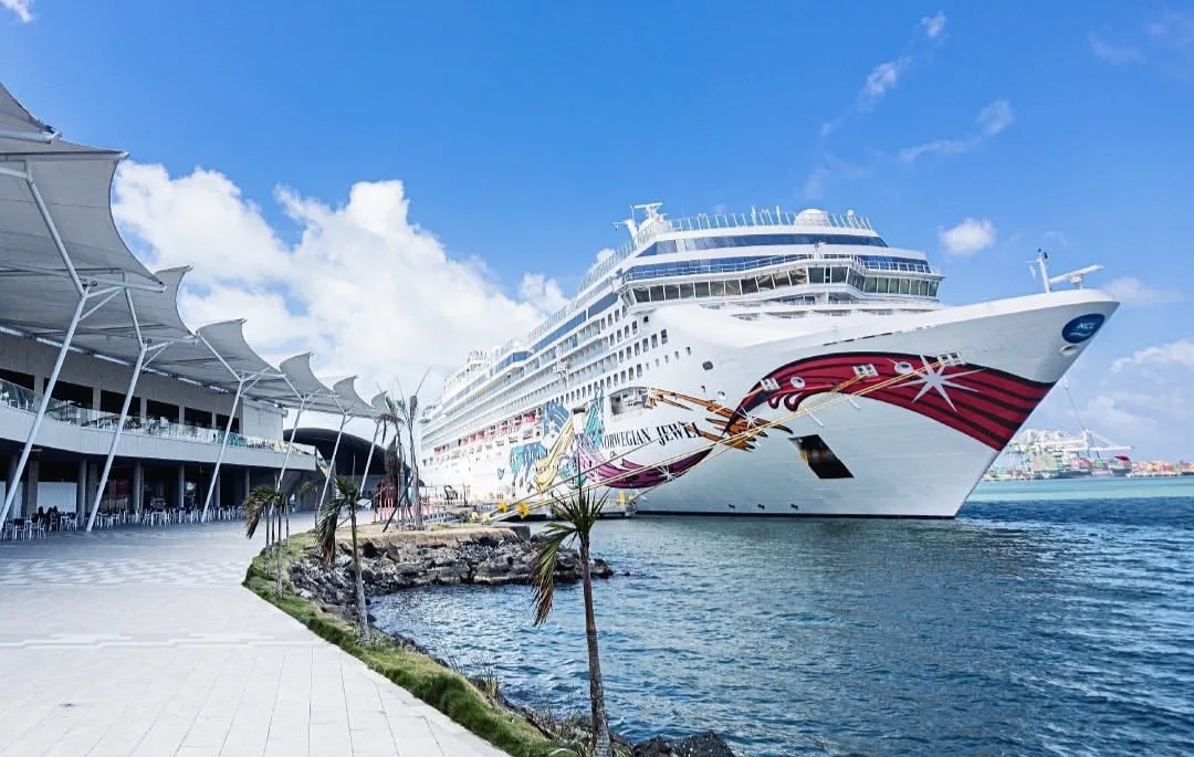 Crucero Colón + City Tour