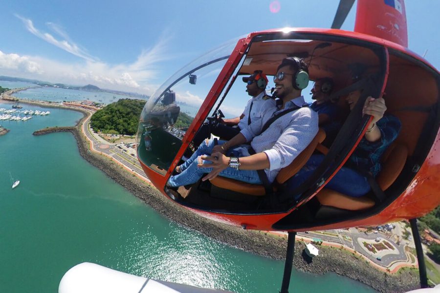 Tour en Helicóptero por la ciudad de Panamá