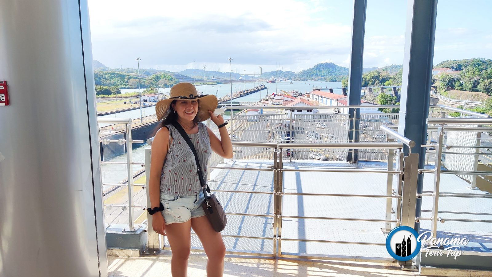 City tour en la ciudad de Panamá, Gabriela y Marycielo de Perú